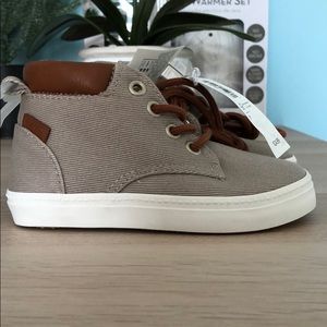 NWT toddler boy shoes size 7